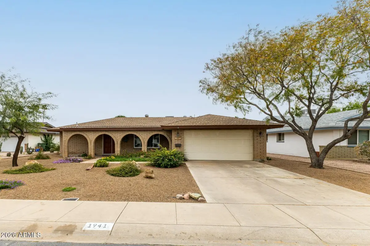 1941 E Pebble Beach Drive E, Tempe, AZ 85282 - #1
