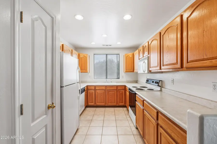 8746 W Lisbon Lane, Peoria, AZ 85381 - #3