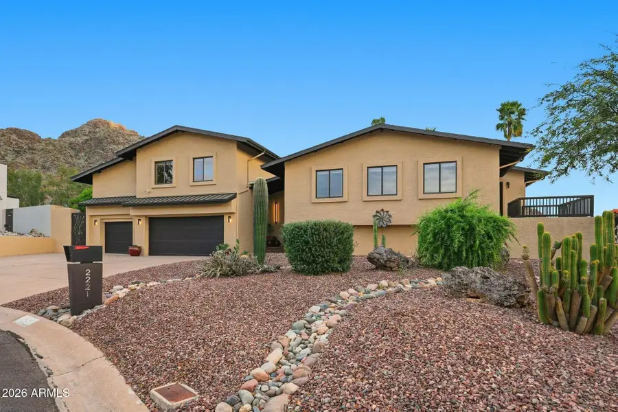 2221 E Vista Avenue, Phoenix, AZ 85020 - #2