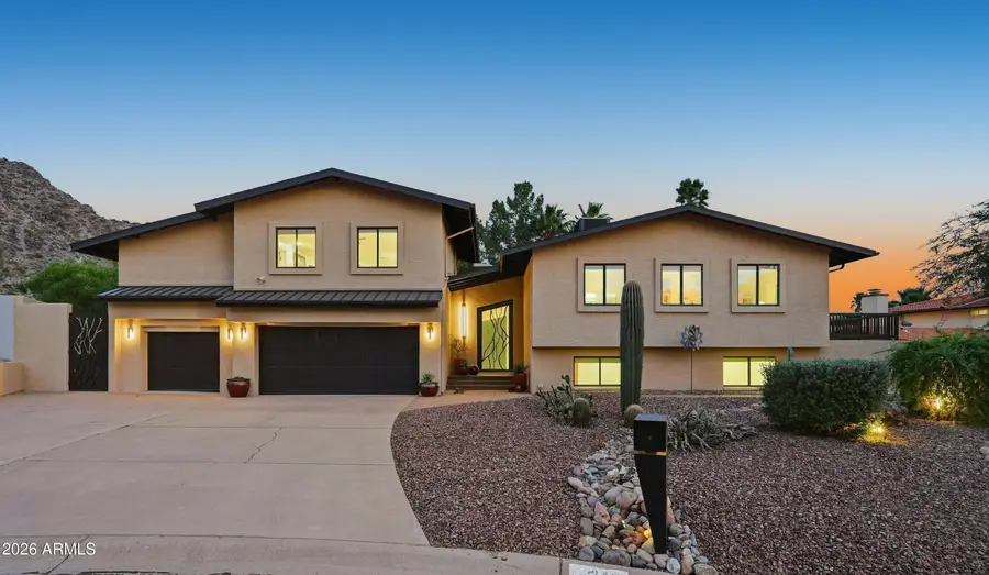 2221 E Vista Avenue, Phoenix, AZ 85020 - #3