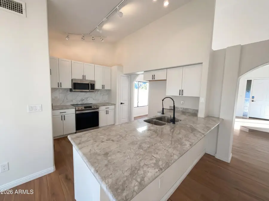 1201 E Sea Gull Drive, Gilbert, AZ 85234 - #2