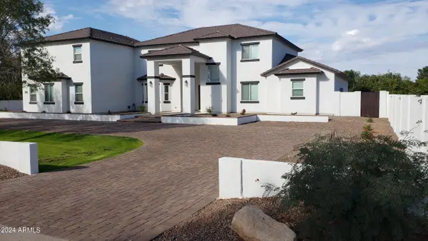 2060 E Quartz Street, Mesa, AZ 85213