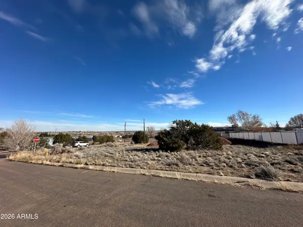 999 W Roy Palmer Road #8, Taylor, AZ 85939