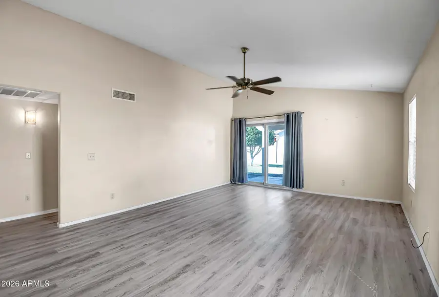 7950 W Paradise Drive, Peoria, AZ 85345 - #2