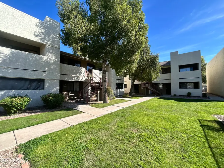 3301 E Earll Drive #225, Phoenix, AZ 85018 - #2