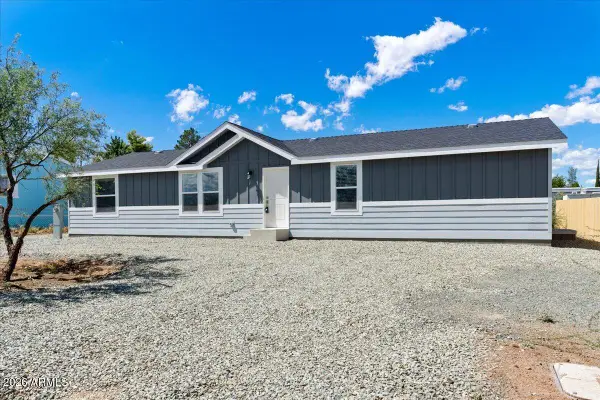 15364 S Black Mountain Road S, Mayer, AZ 86333