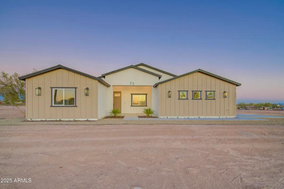 71 S 352nd Drive, Tonopah, AZ 85354 - #1