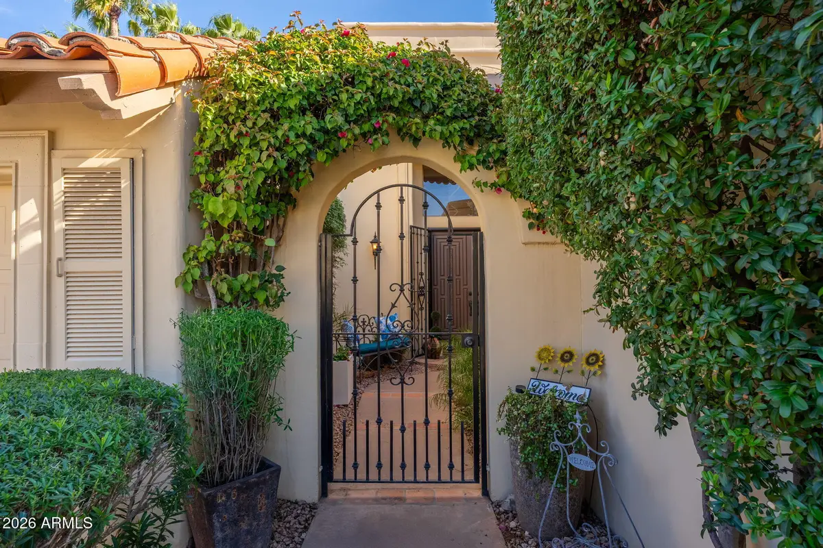 10050 E Mountainview Lake Drive #10, Scottsdale, AZ 85258 - #1