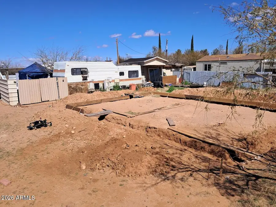 91 E Via Nova -- #10621081, Huachuca City, AZ 85616 - #2