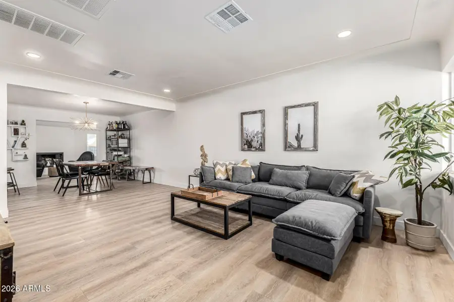 2539 E Campbell Avenue, Phoenix, AZ 85016 - #2