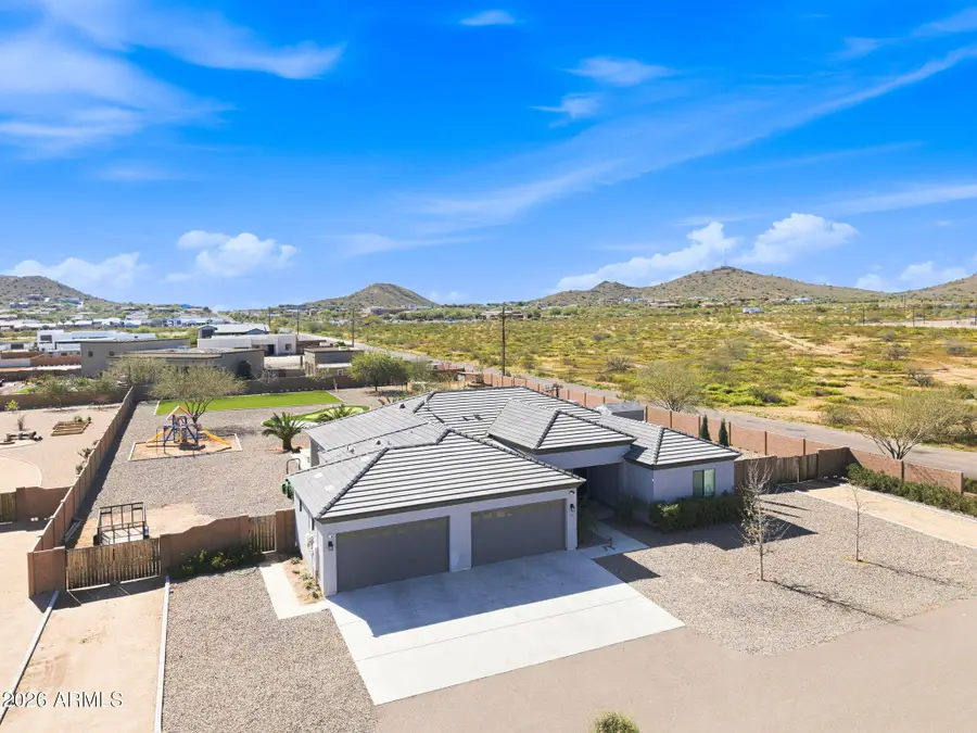 11 E Cavalry Drive, Phoenix, AZ 85086 - #2