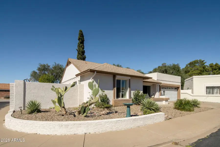 902 E Wagoner Road, Phoenix, AZ 85022 - #2