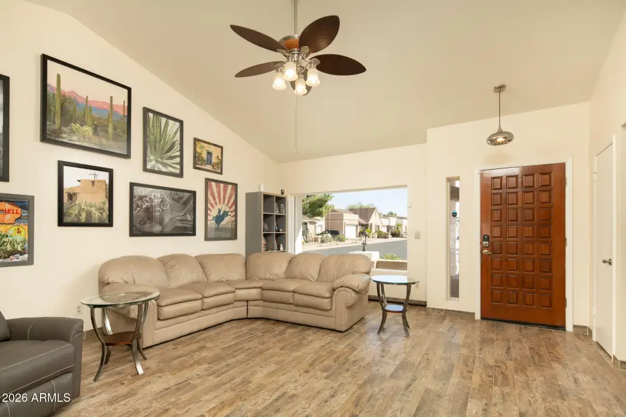 902 E Wagoner Road, Phoenix, AZ 85022 - #3