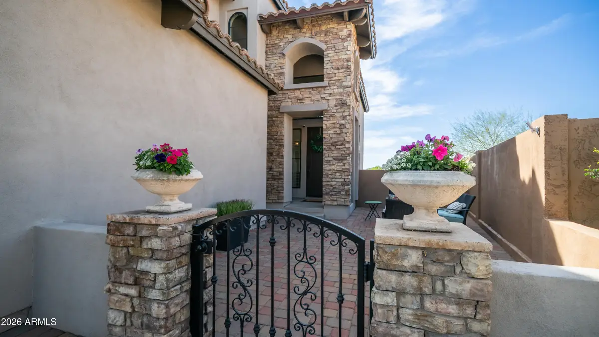 2754 N Augustine --, Mesa, AZ 85207 - #1