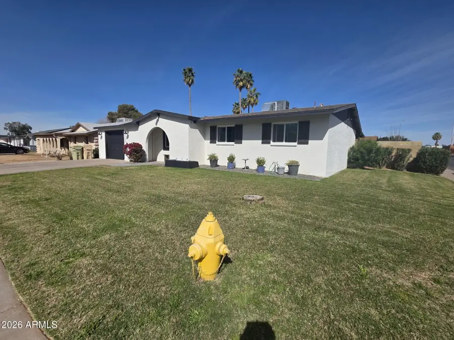 6904 W Rancho Drive, Glendale, AZ 85303 - #2