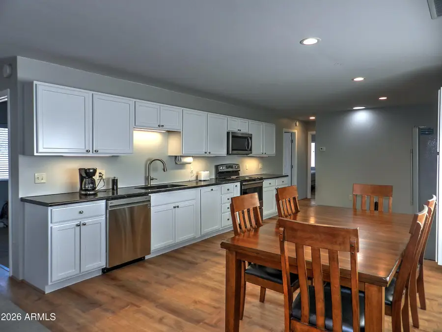 3690 E Lake Shore Drive, Rimrock, AZ 86335 - #3