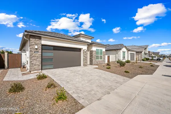 10544 W Harmony Lane, Peoria, AZ 85382