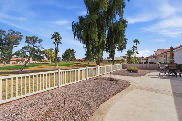 25609 S Nottingham Drive, Sun Lakes, AZ 85248