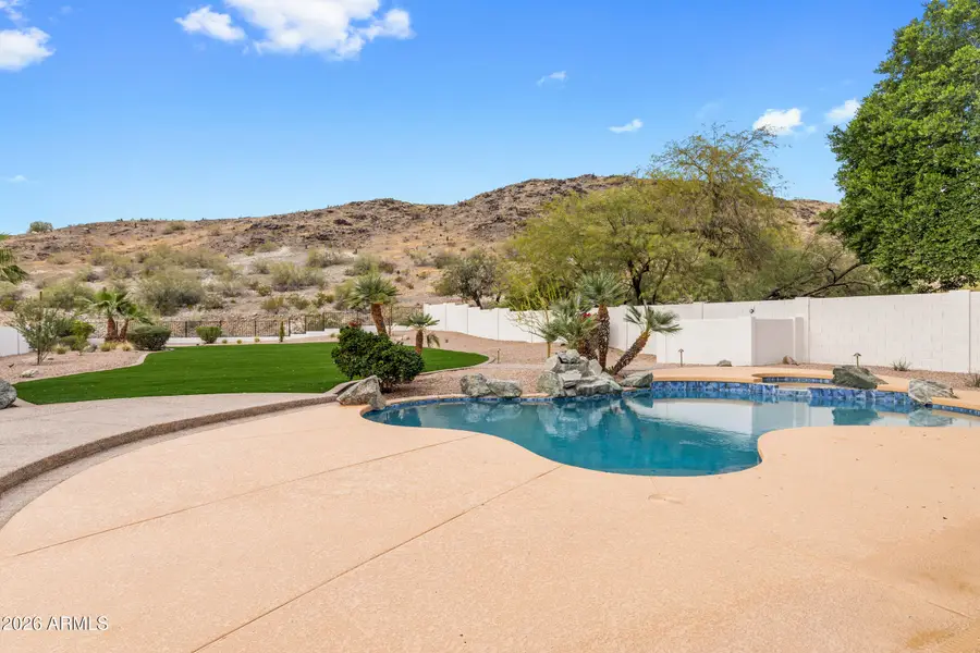 312 W Mountain Sky Avenue, Phoenix, AZ 85045 - #3