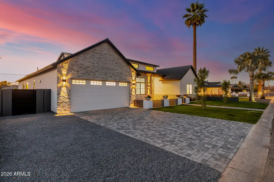 3028 N 47th Place, Phoenix, AZ 85018 - #2