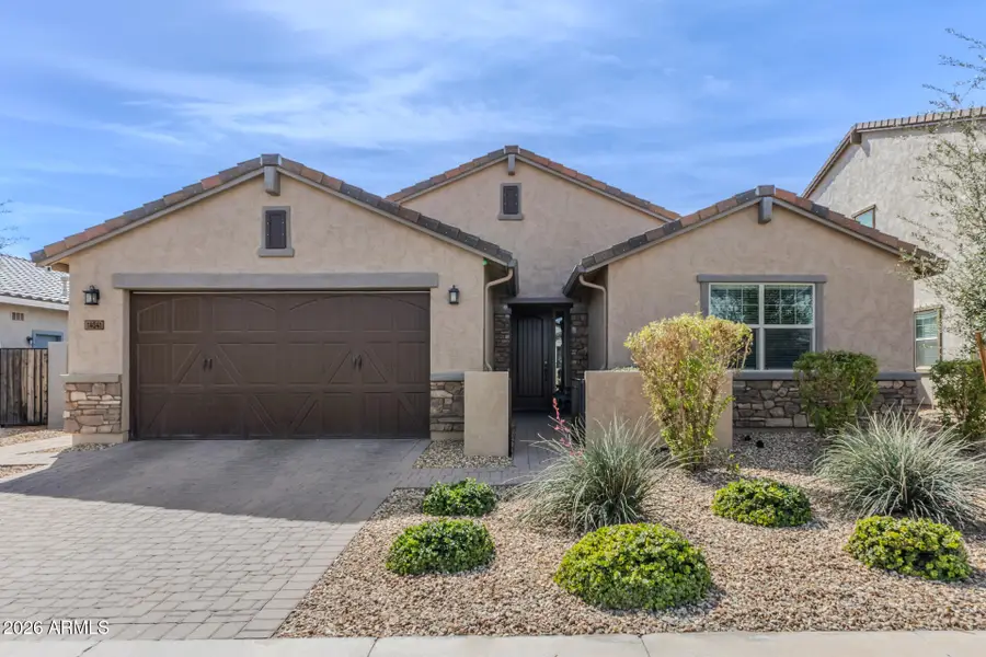 14041 W Monte Vista Road, Goodyear, AZ 85395 - #2