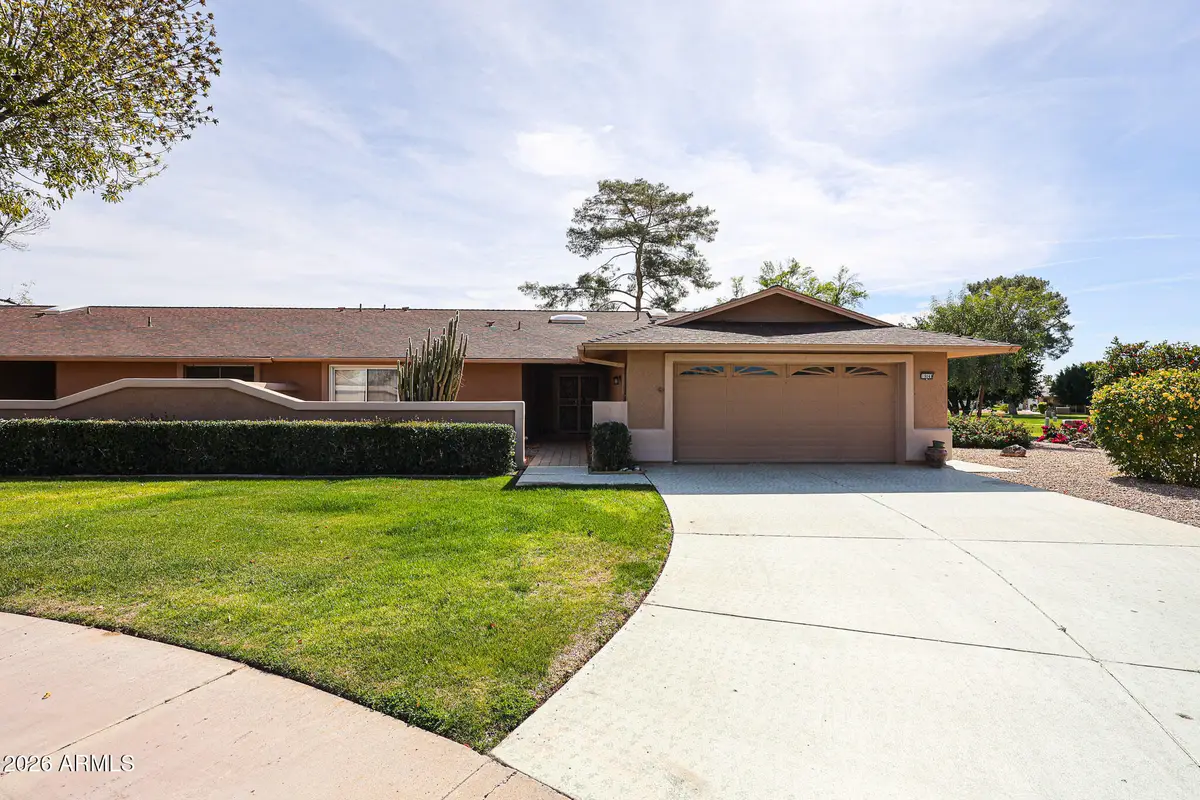 19049 N Lakeforest Drive, Sun City, AZ 85373 - #1