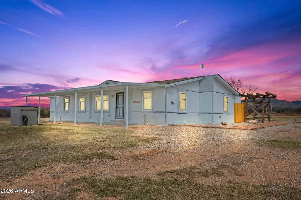 10072 S Shiloh Ranch Road, Hereford, AZ 85615 - #1
