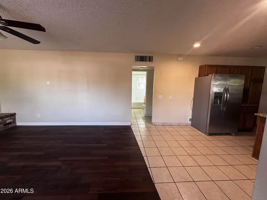 2323 E Mitchell Drive, Phoenix, AZ 85016 - #3