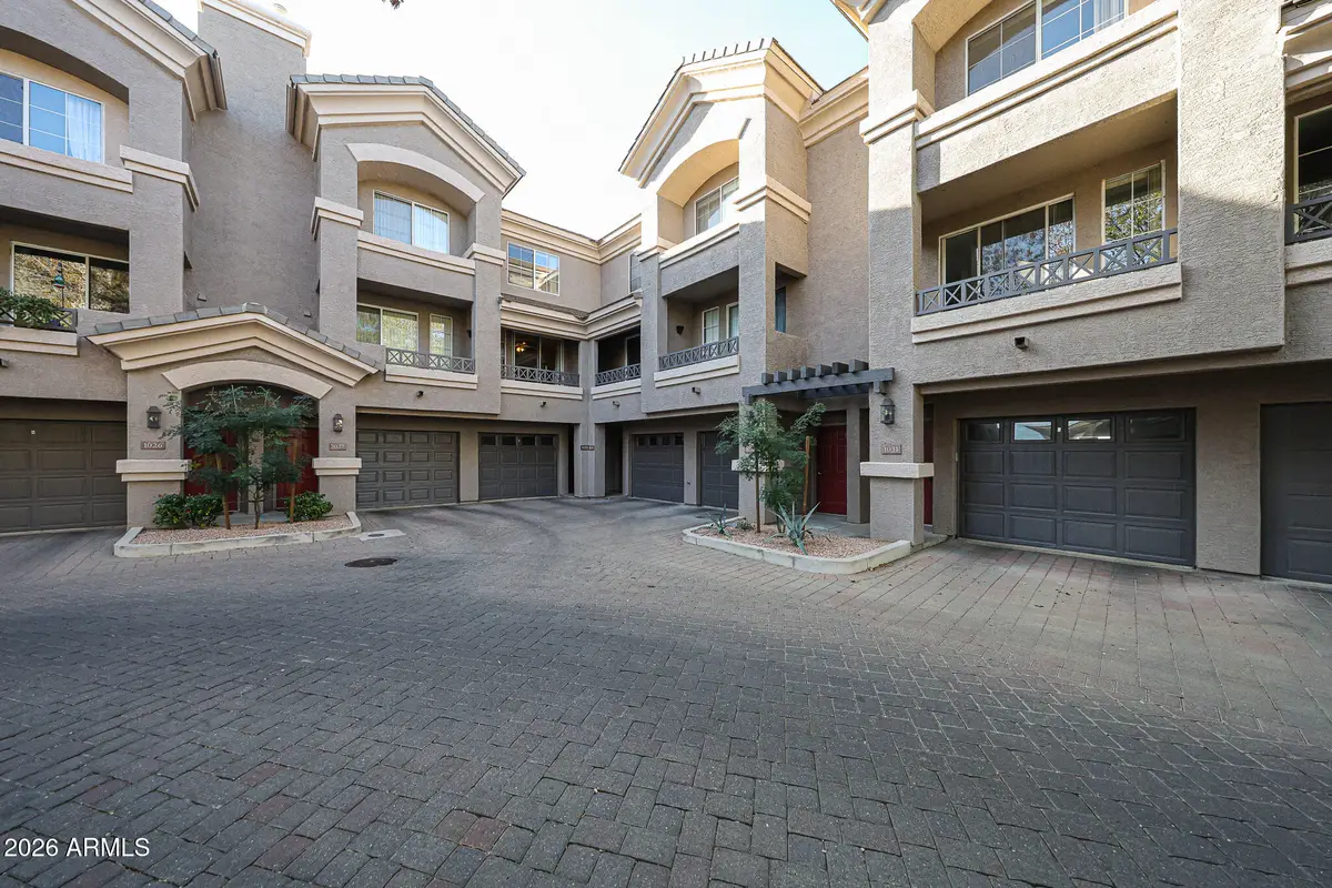 4455 E Paradise Village Parkway S #1028, Phoenix, AZ 85032 - #1