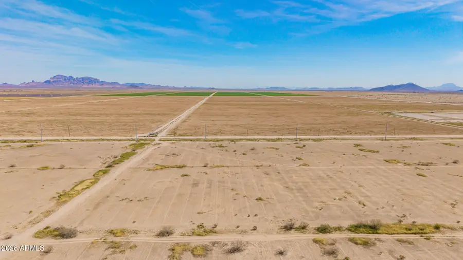 8303 S 536th Avenue #133 & 135, Tonopah, AZ 85354 - #3