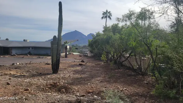 4339 E Spring Lane, Paradise Valley, AZ 85253