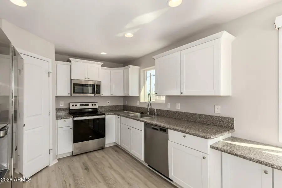 232 W Lincoln Avenue, Coolidge, AZ 85128 - #3