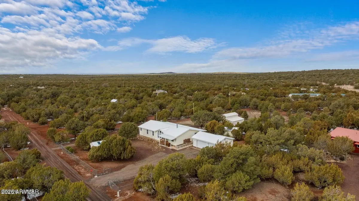 9 N3307 --, Vernon, AZ 85940 - #1