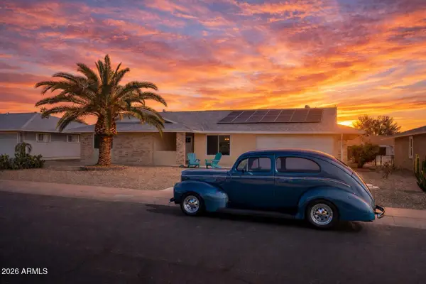 19617 N Willowcreek Circle, Sun City, AZ 85373