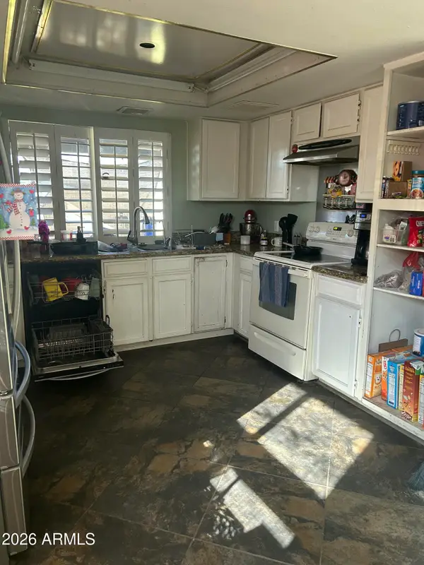 8348 N 50th Avenue, Glendale, AZ 85302