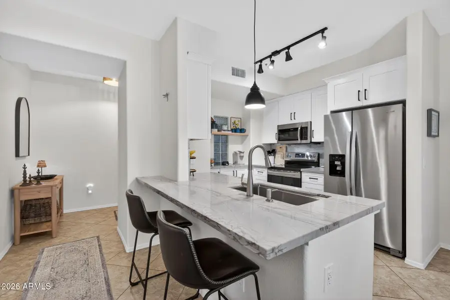 435 W Rio Salado Parkway #204, Tempe, AZ 85281 - #3