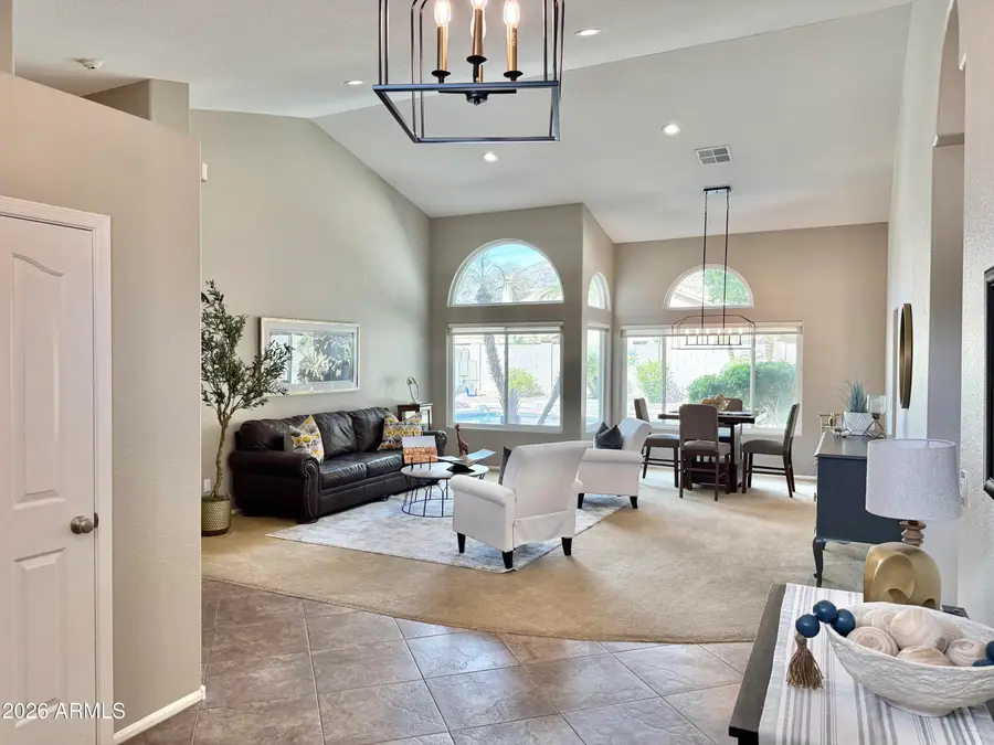 208 E South Fork Drive, Phoenix, AZ 85048 - #3