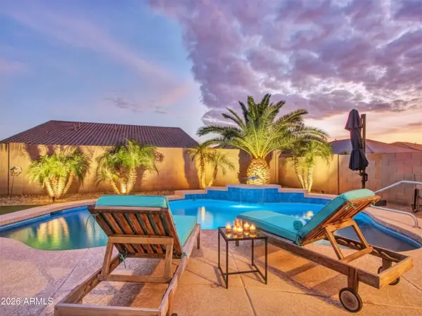 16385 W Soft Wind Drive, Surprise, AZ 85387