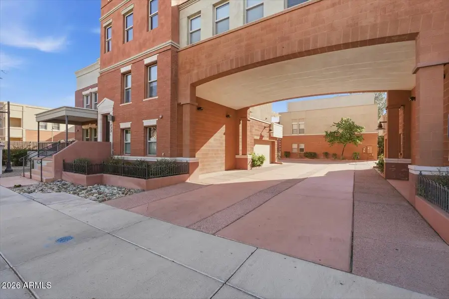 637 S Roosevelt Street, Tempe, AZ 85281 - #2