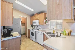 450 W Sunwest Drive #194, Casa Grande, AZ 85122 - #2