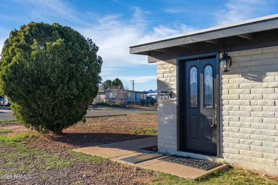 702 N Skyline Drive, Huachuca City, AZ 85616 - #2