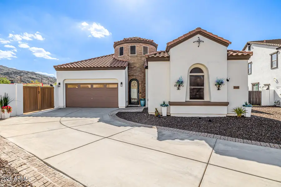 1809 E Gwen Street, Phoenix, AZ 85042 - #2