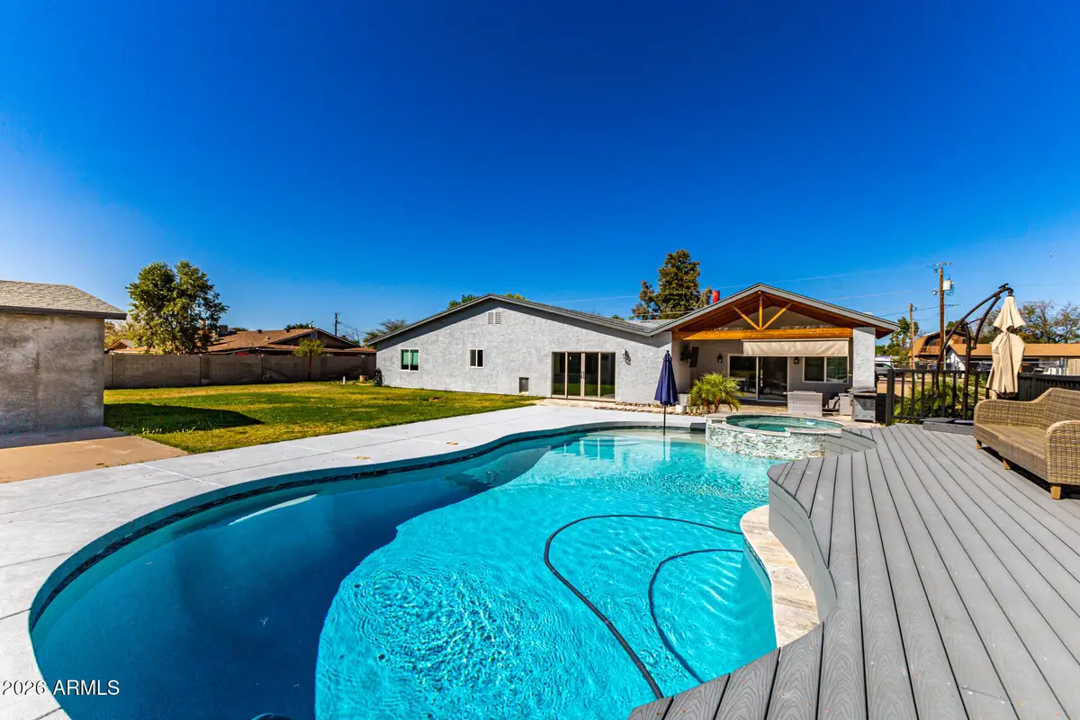 4133 W Topeka Drive, Glendale, AZ 85308 - #1