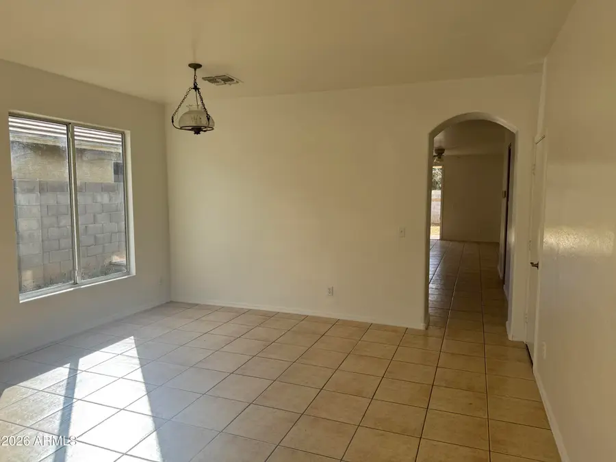 6135 W Navajo Drive, Glendale, AZ 85302 - #3