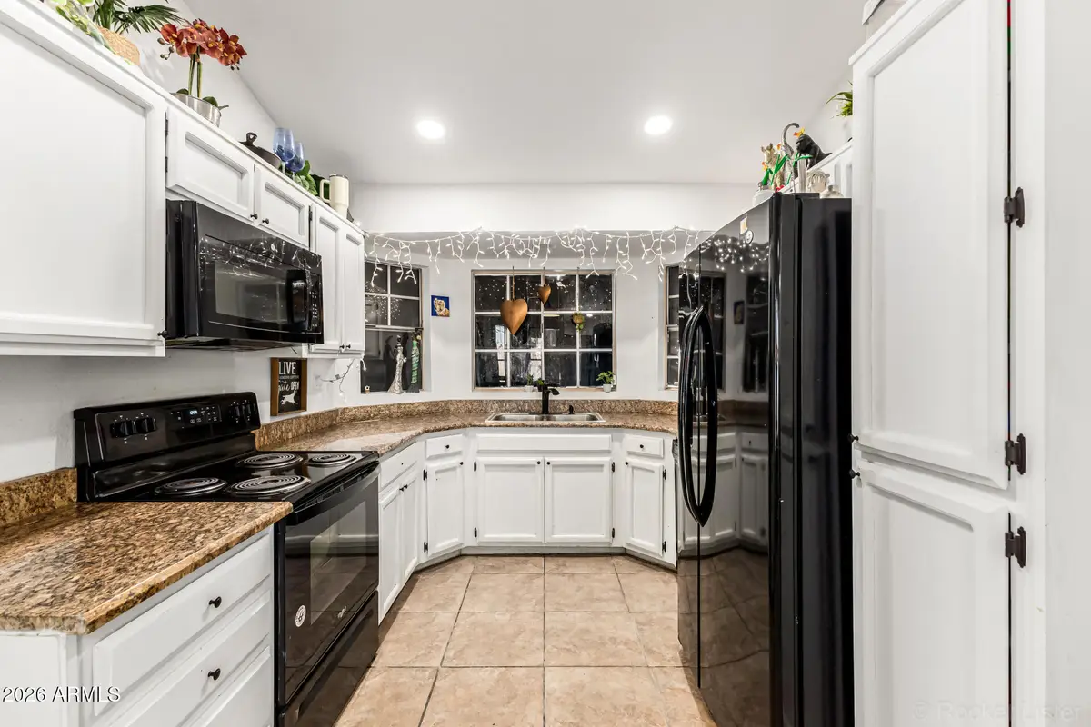 6530 W North Lane, Glendale, AZ 85302 - #1