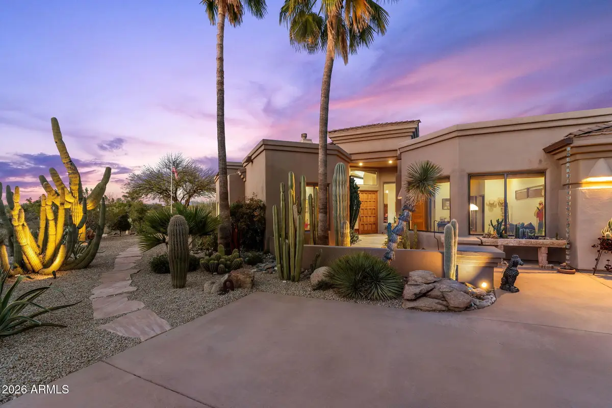 2110 W Middle Mesa Road, Wickenburg, AZ 85390 - #1