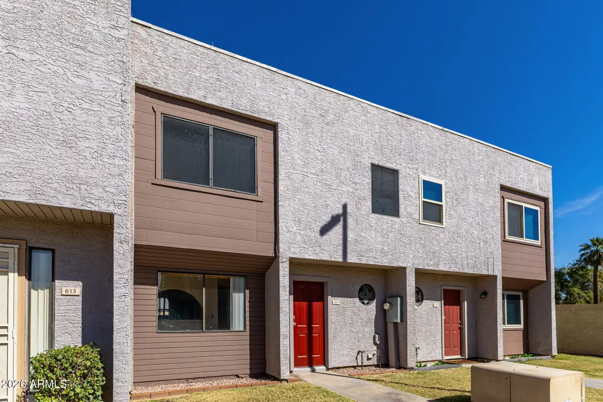 611 W 13th Street, Tempe, AZ 85281 - #1