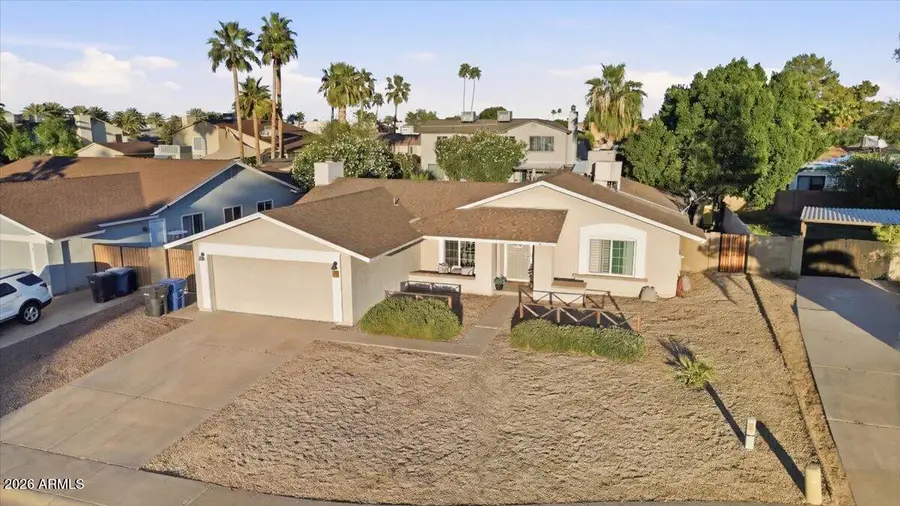 41 S Kenneth Place, Chandler, AZ 85226 - #3