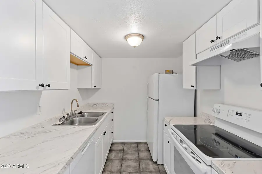 5202 N 42nd Lane, Phoenix, AZ 85019 - #2