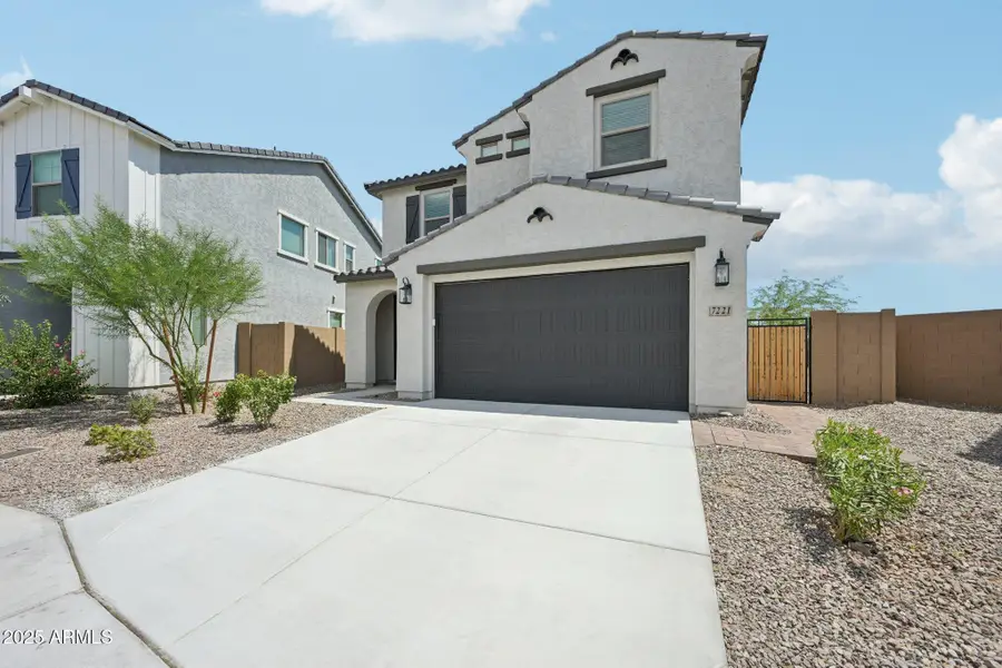 7221 N 74th Avenue, Glendale, AZ 85303 - #2